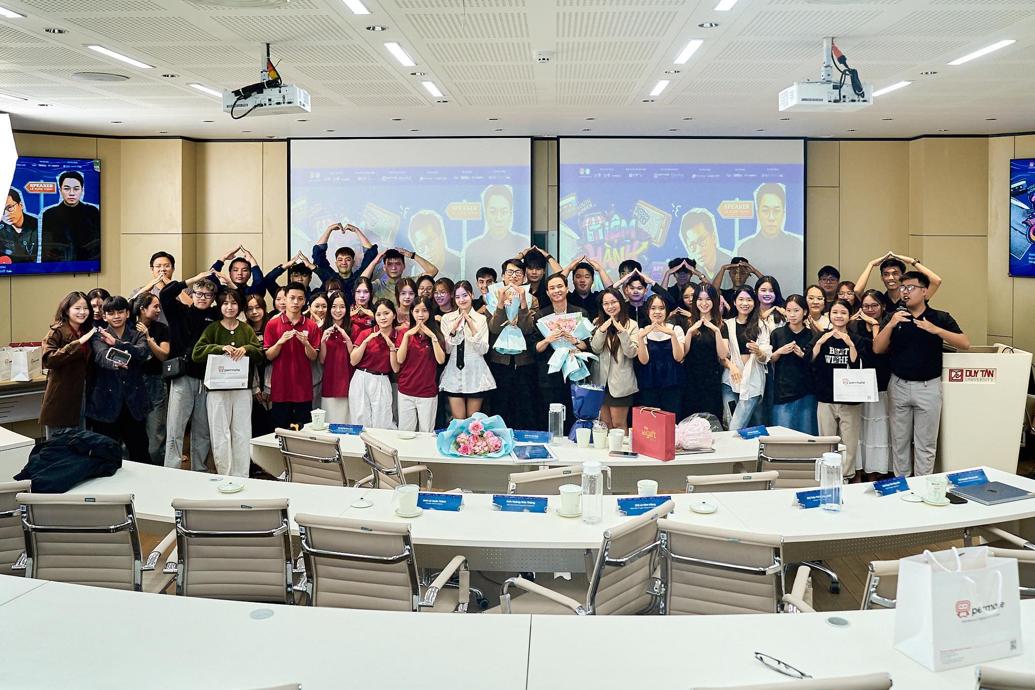 Workshop Kỹ năng sáng tạo nội dung số tại Đại học Duy Tân